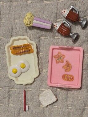 Various Bratz Monster High Barbie Food Accessories Vintage